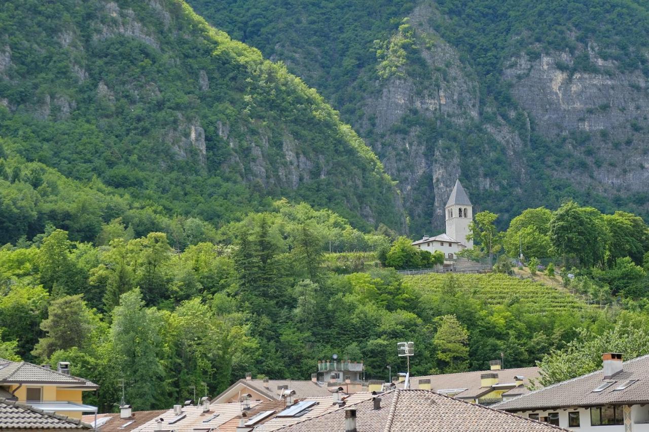 Appartamenti Alle 5 Torri Mezzolombardo Dış mekan fotoğraf